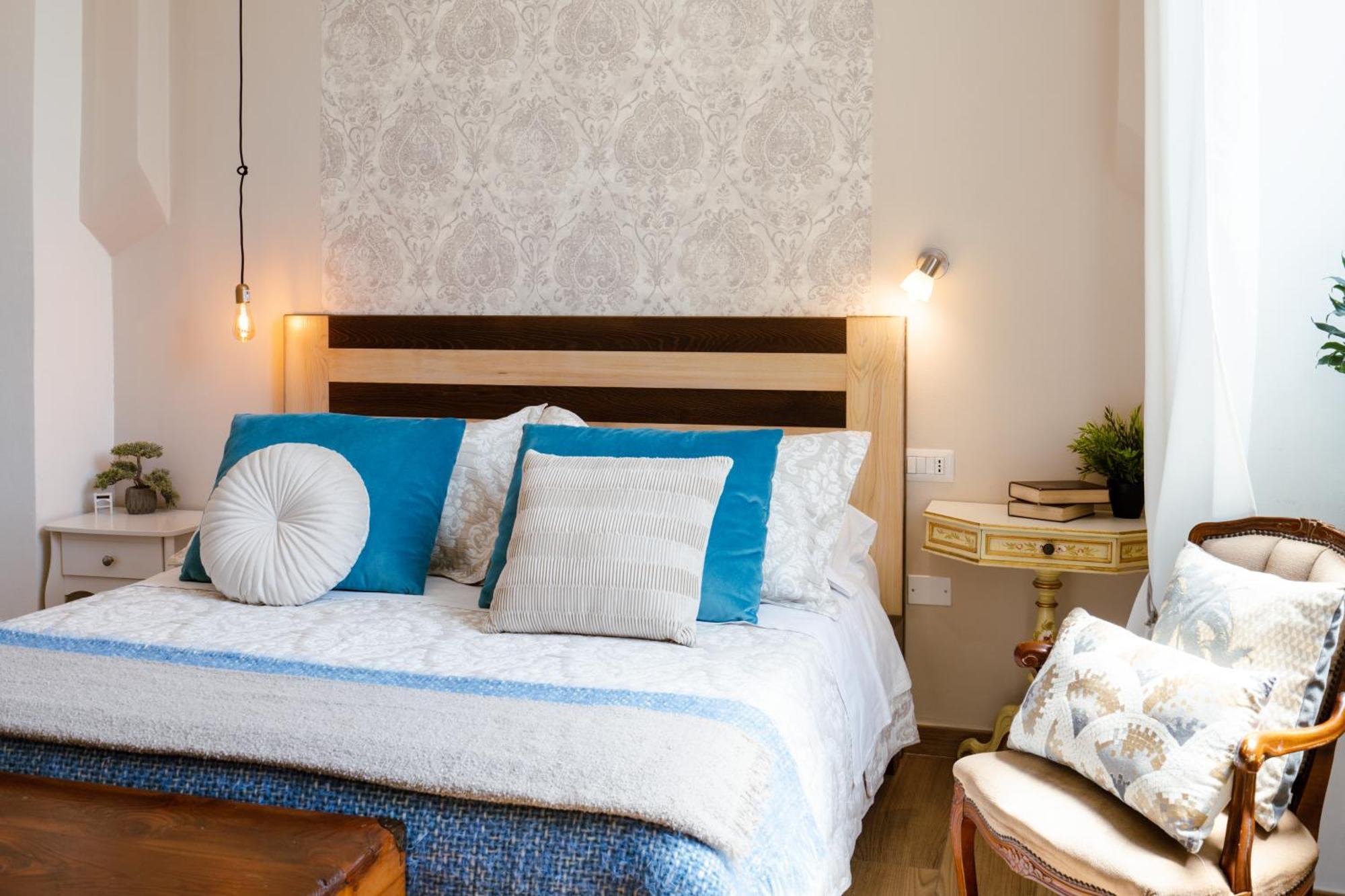 The Railway 74 Bed & Breakfast ลาสเปเซีย ภายนอก รูปภาพ