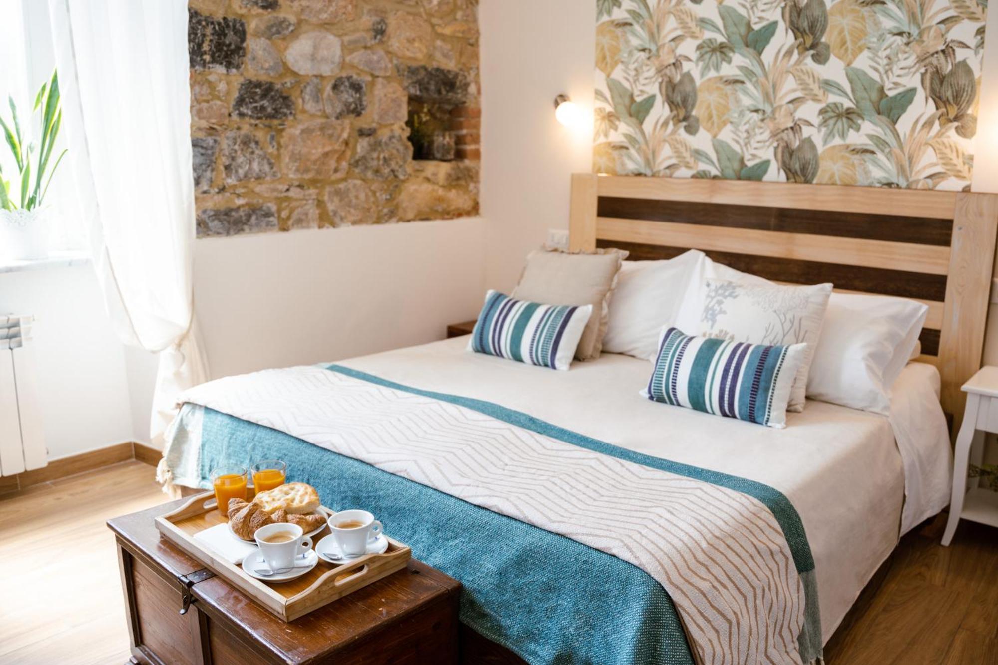 The Railway 74 Bed & Breakfast ลาสเปเซีย ภายนอก รูปภาพ