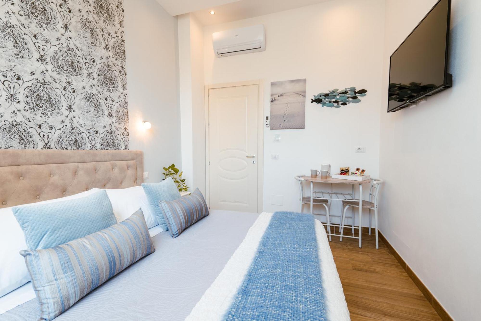 The Railway 74 Bed & Breakfast ลาสเปเซีย ภายนอก รูปภาพ