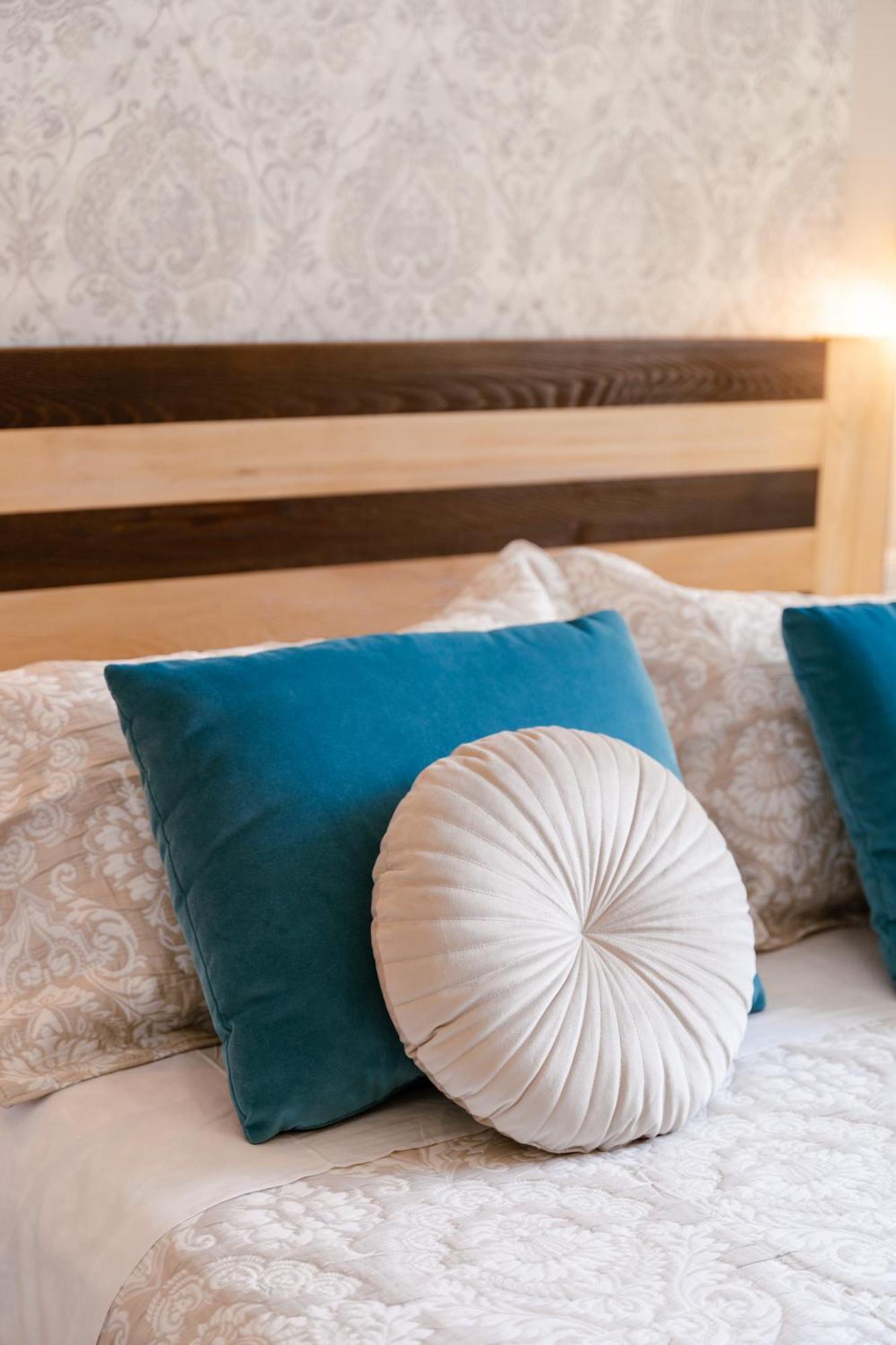 The Railway 74 Bed & Breakfast ลาสเปเซีย ภายนอก รูปภาพ