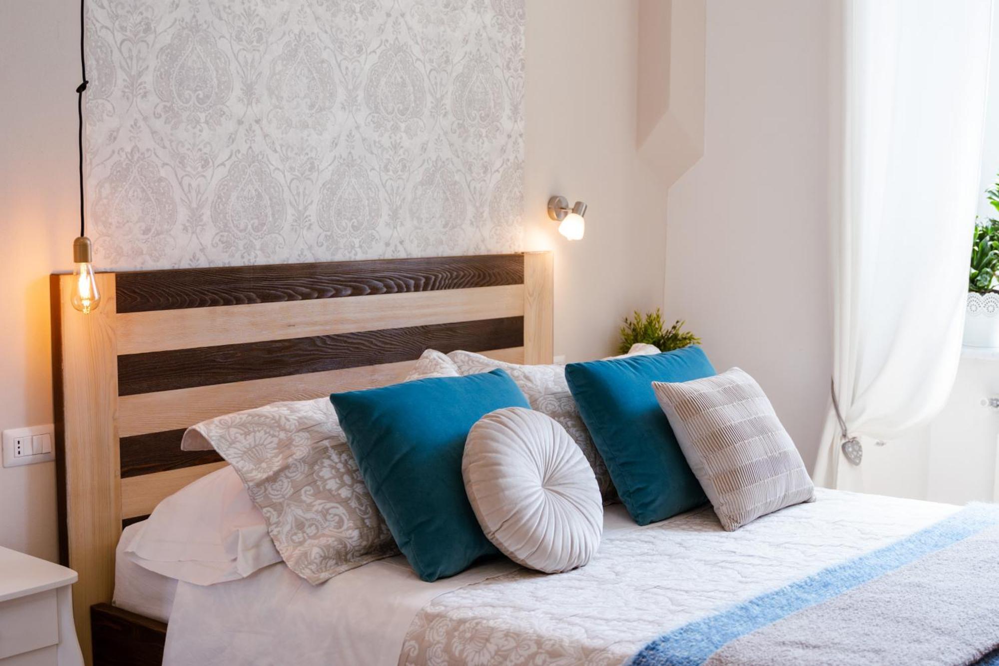The Railway 74 Bed & Breakfast ลาสเปเซีย ภายนอก รูปภาพ
